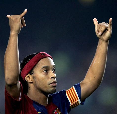 Wie alt ist ronaldinho